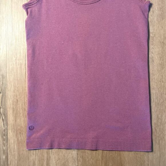 Lululemon Seek Simplicity Tank 2 Ways - Picture 11 of 16